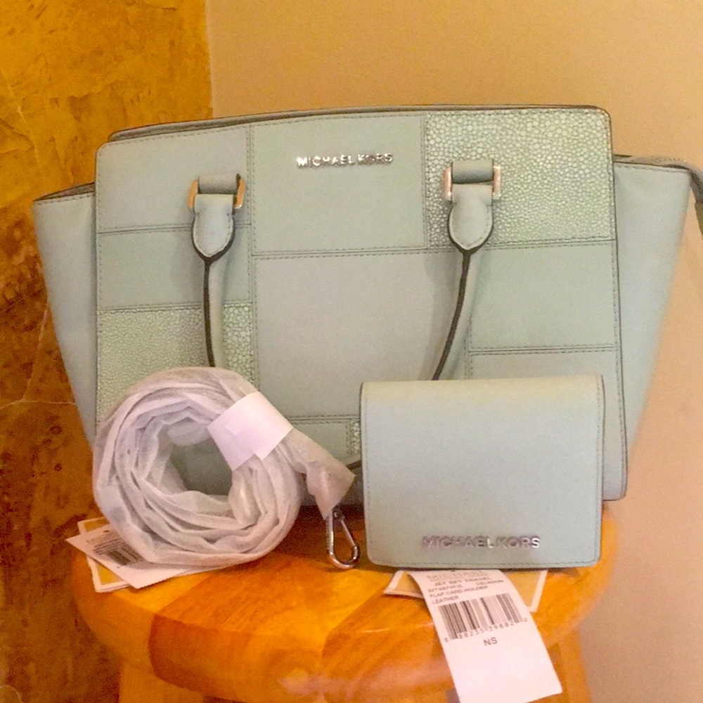 Michael Kors Selma Leather Bag/Wallet Matching Set
